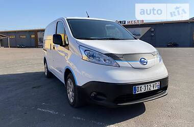 Nissan e-NV200 2015