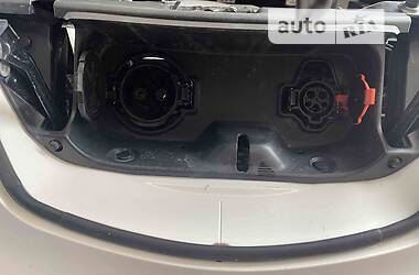 Грузовой фургон Nissan e-NV200 2014 в 