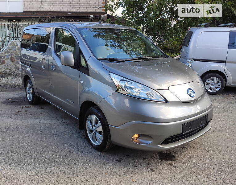 Nissan e-NV200