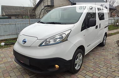 Nissan e-NV200 2015