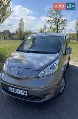 Nissan e-NV200 2019