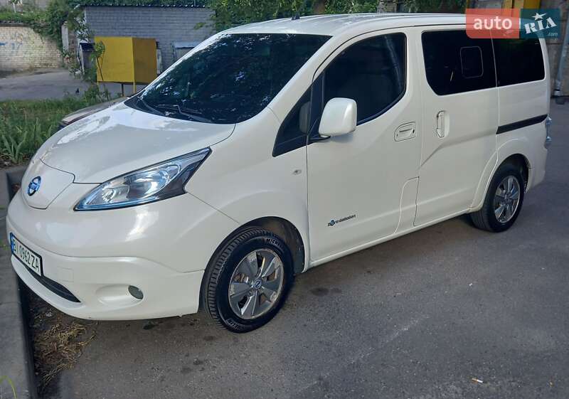 Мінівен Nissan e-NV200 2015 в Харкові