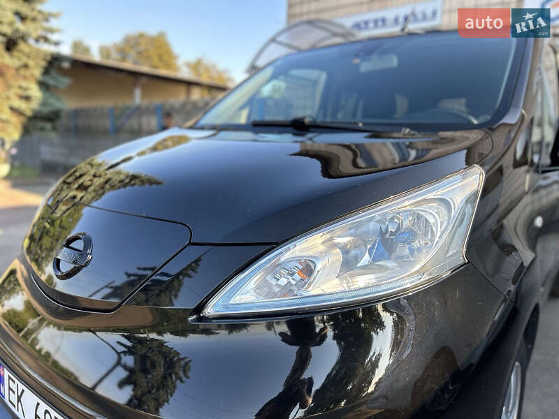 Мінівен Nissan e-NV200 2015 в Мурованих Курилівцях