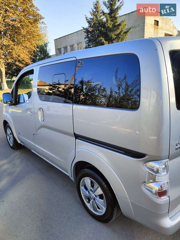 Минивэн Nissan e-NV200 2016 в Житомире