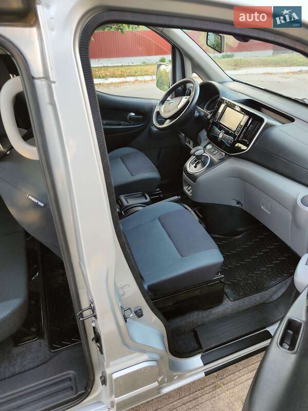 Минивэн Nissan e-NV200 2016 в Житомире