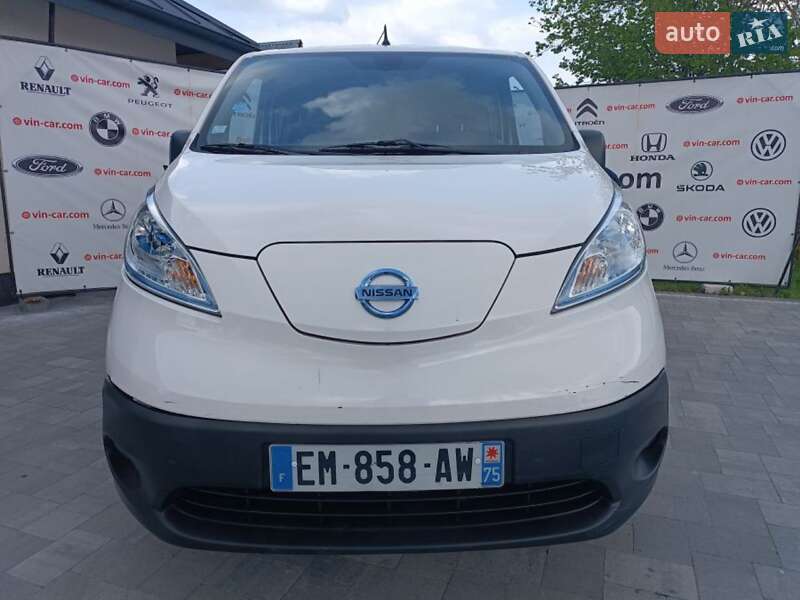 Минивэн Nissan e-NV200 2017 в Кривом Роге
