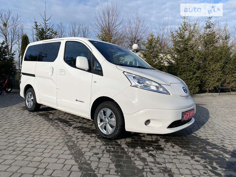 Минивэн Nissan e-NV200 2018 в Киеве