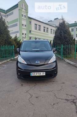 Минивэн Nissan e-NV200 2015 в Львове