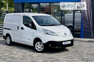 Вантажний фургон Nissan e-NV200 2019 в Рівному