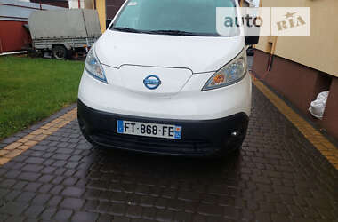 Вантажний фургон Nissan e-NV200 2018 в Львові