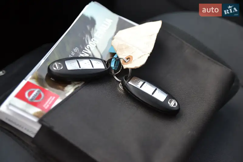 Вантажний фургон Nissan e-NV200 2015 в Луцьку документ