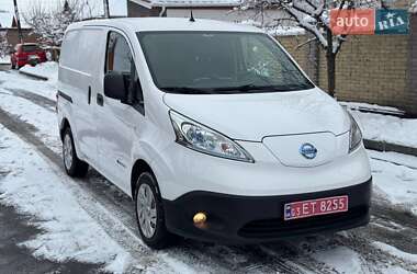 Вантажний фургон Nissan e-NV200 2019 в Хмельницькому