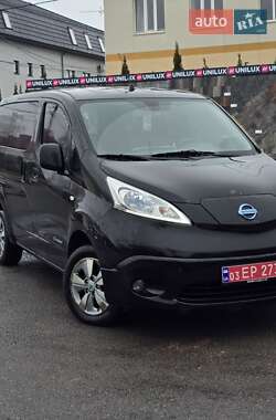 Мінівен Nissan e-NV200 2015 в Рівному