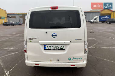 Мінівен Nissan e-NV200 2015 в Житомирі