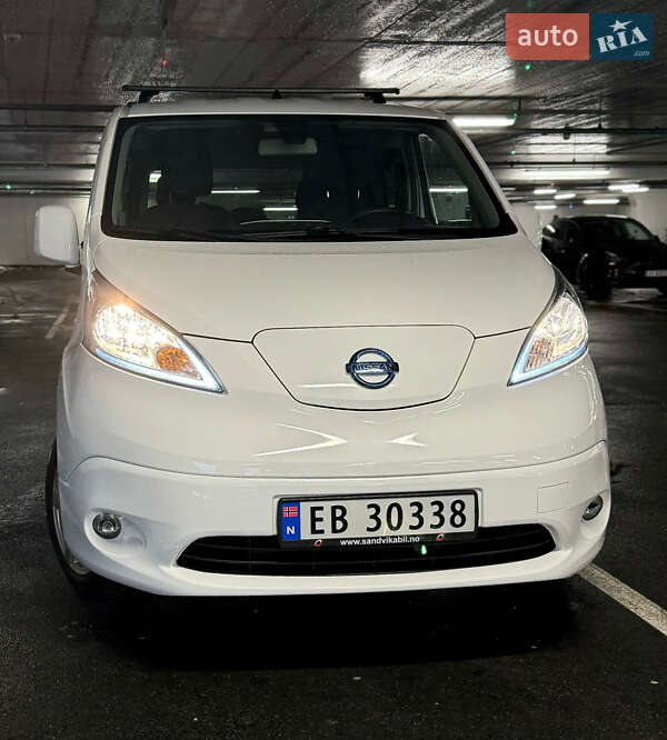 Мінівен Nissan e-NV200 2019 в Києві