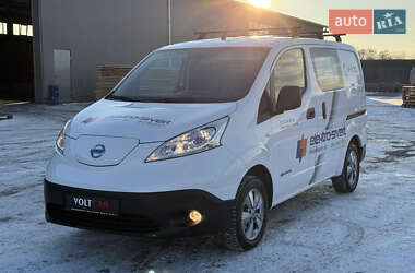 Грузовой фургон Nissan e-NV200 2014 в Владимире