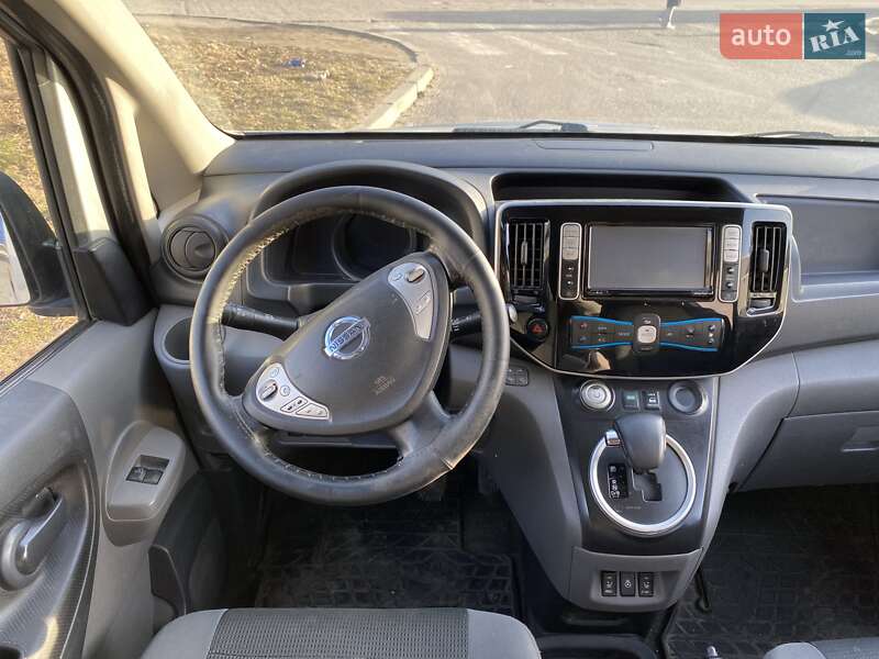 Мінівен Nissan e-NV200 2014 в Львові