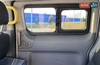 Минивэн Nissan e-NV200 2018 в 