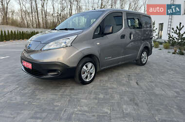 Грузовой фургон Nissan e-NV200 2019 в 