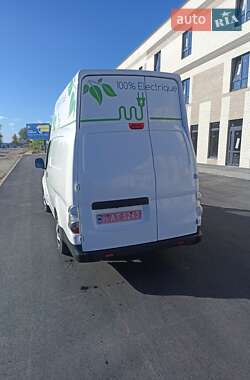 Грузовой фургон Nissan e-NV200 2018 в 