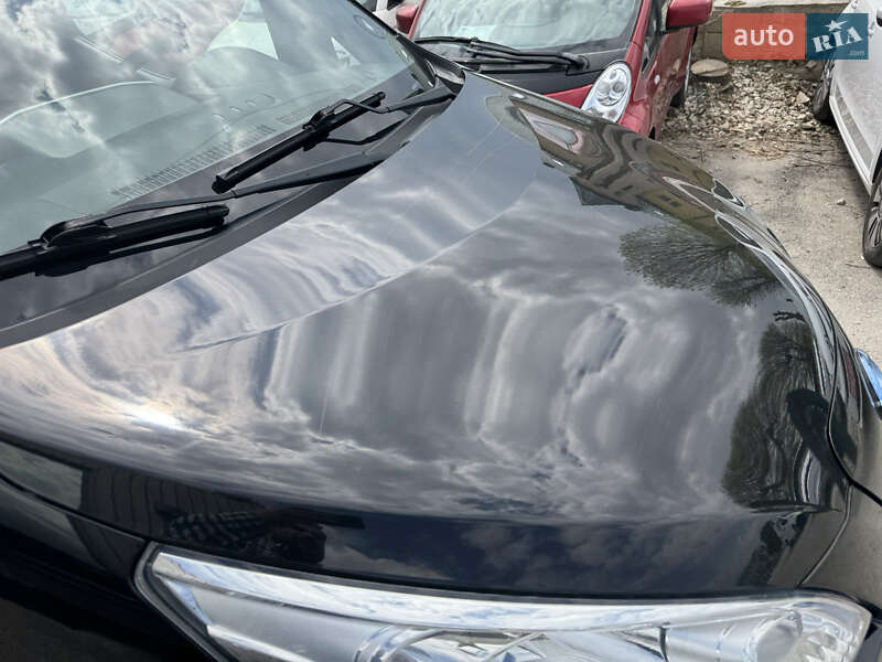 Вантажний фургон Nissan e-NV200 2015 в Тернополі