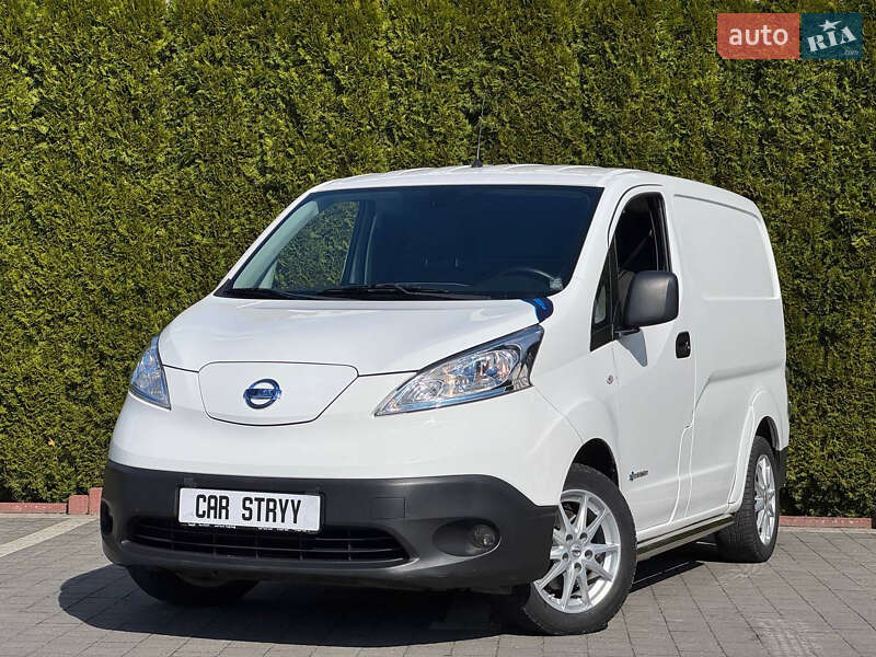 Nissan e-NV200 2020