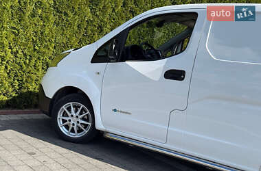 Вантажний фургон Nissan e-NV200 2020 в 