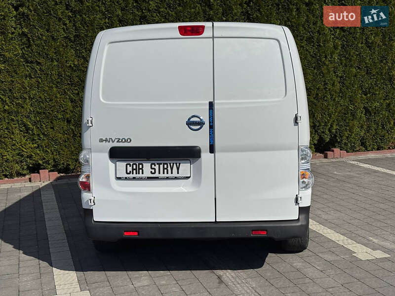 Вантажний фургон Nissan e-NV200 2020 в Стрию