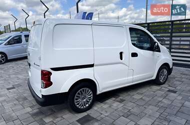 Вантажний фургон Nissan e-NV200 2021 в 