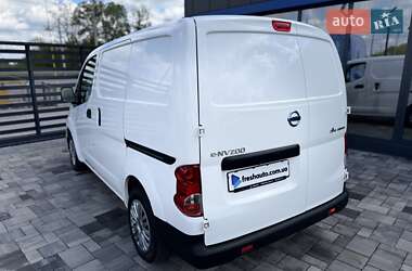 Вантажний фургон Nissan e-NV200 2021 в 