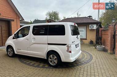 Мінівен Nissan e-NV200 2019 в 