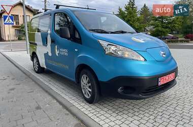 Грузовой фургон Nissan e-NV200 2019 в 