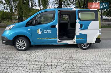 Грузовой фургон Nissan e-NV200 2019 в 