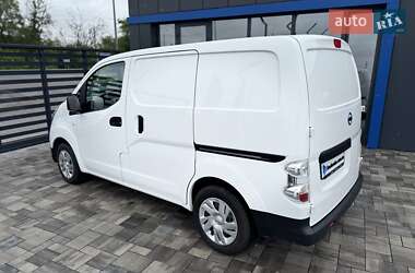 Грузовой фургон Nissan e-NV200 2019 в 