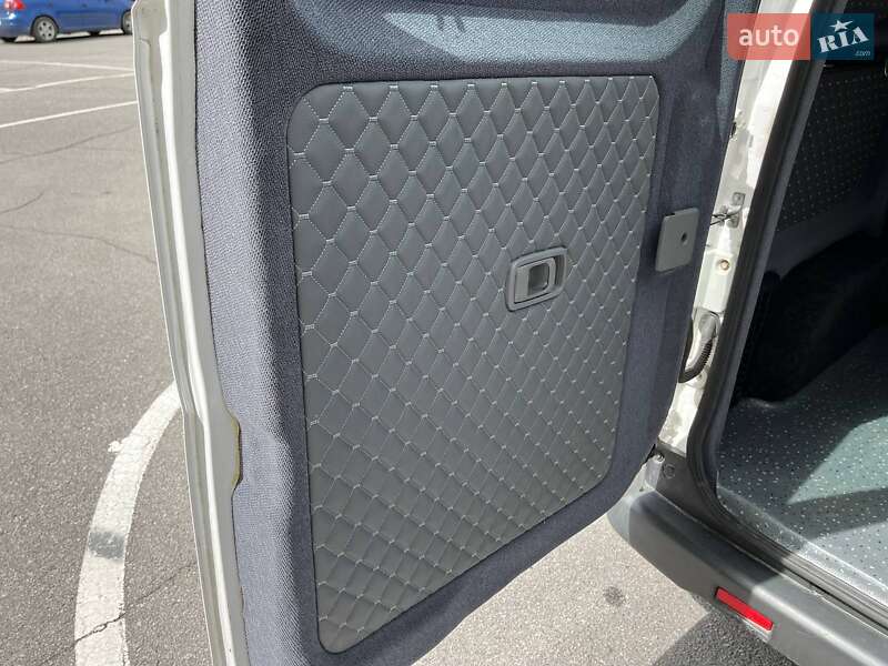 Мінівен Nissan e-NV200 2019 в Вінниці фото 36 Мінівен Nissan e-NV200 2019 в Вінниці