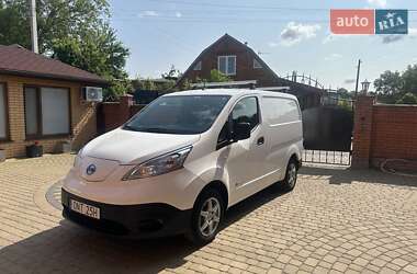 Грузовой фургон Nissan e-NV200 2020 в Хмельницком