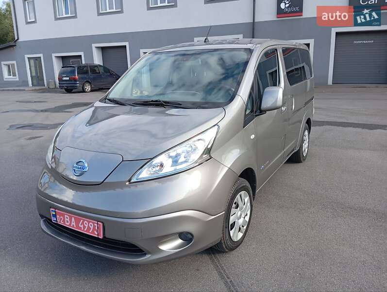 Nissan e-NV200 2017