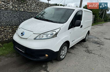 Вантажний фургон Nissan e-NV200 2018 в Рівному