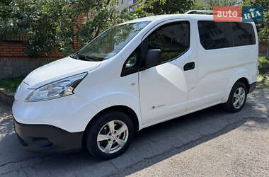 Минивэн Nissan e-NV200 2014 в Хмельницком