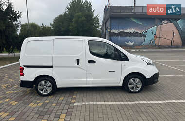 Грузовой фургон Nissan e-NV200 2021 в Луцке