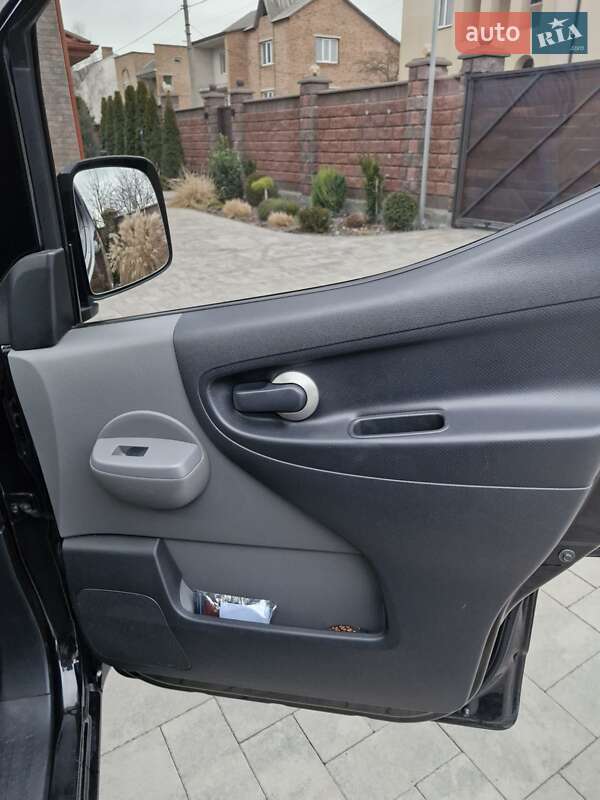 Минивэн Nissan e-NV200 2015 в Ровно