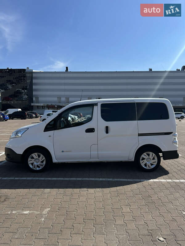 Мінівен Nissan e-NV200 2018 в Житомирі