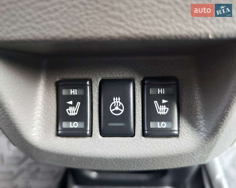 Грузовой фургон Nissan e-NV200 2020 в Новых Санжарах фото 22 Грузовой фургон Nissan e-NV200 2020 в Новых Санжарах