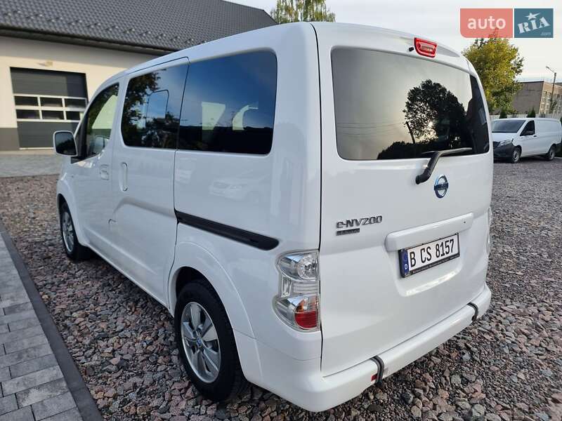 Мінівен Nissan e-NV200 2019 в Радивиліві
