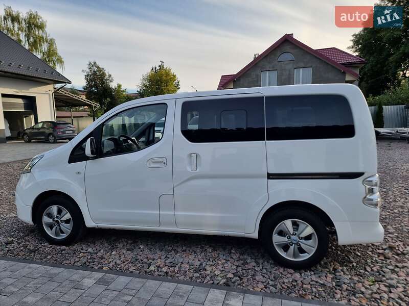 Мінівен Nissan e-NV200 2019 в Радивиліві