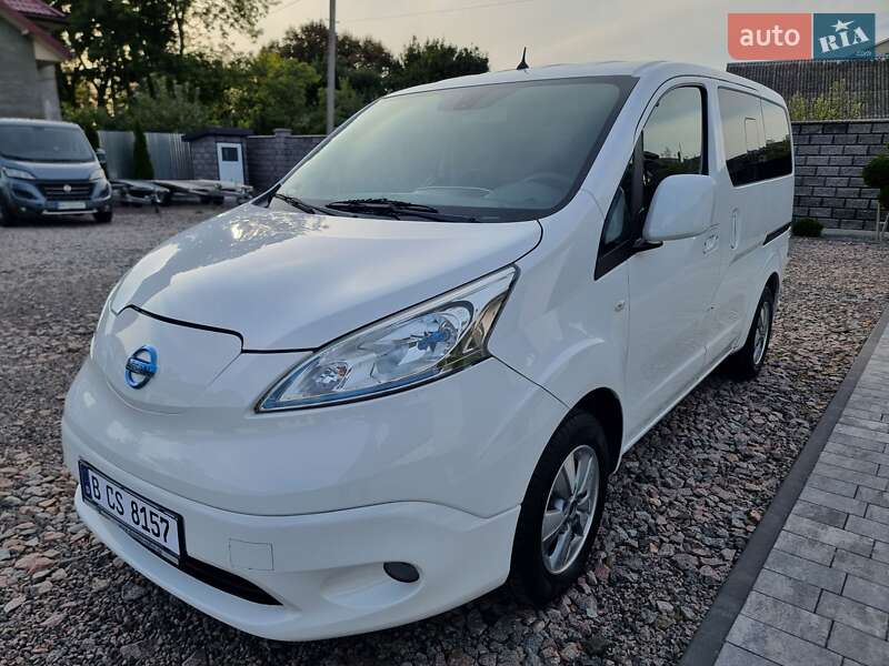 Мінівен Nissan e-NV200 2019 в Радивиліві