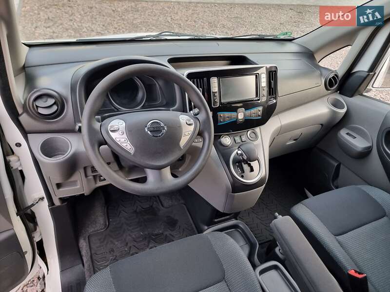 Мінівен Nissan e-NV200 2019 в Радивиліві