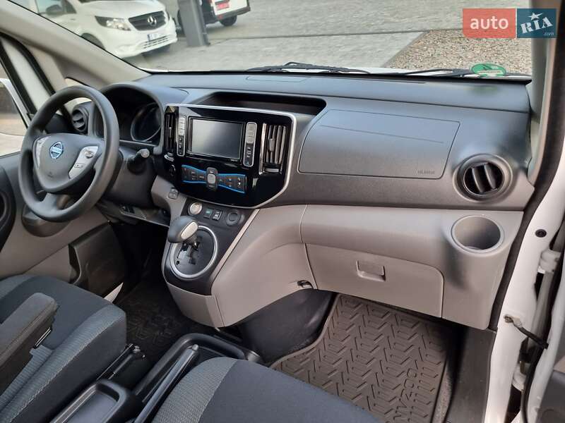Мінівен Nissan e-NV200 2019 в Радивиліві