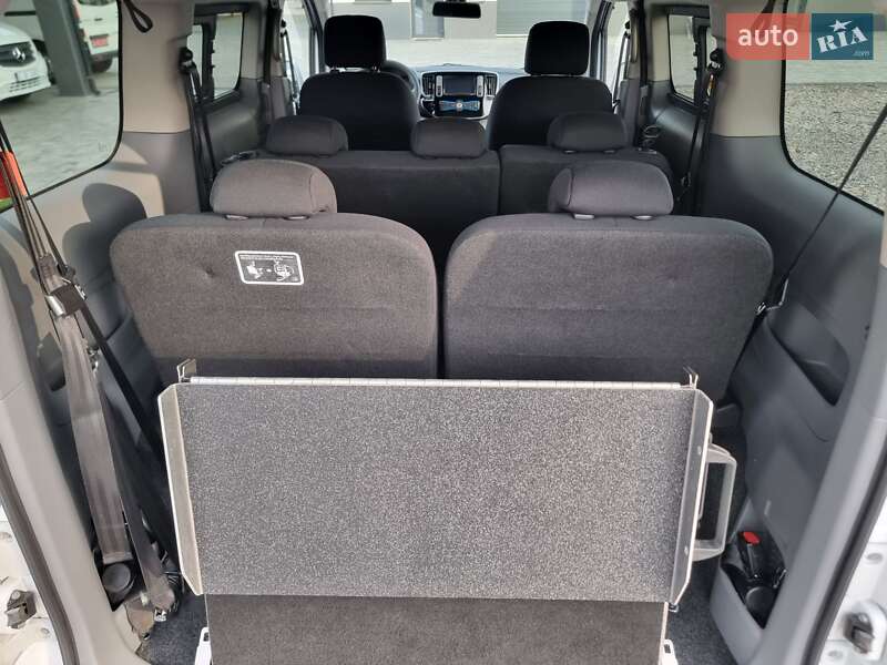 Мінівен Nissan e-NV200 2019 в Радивиліві