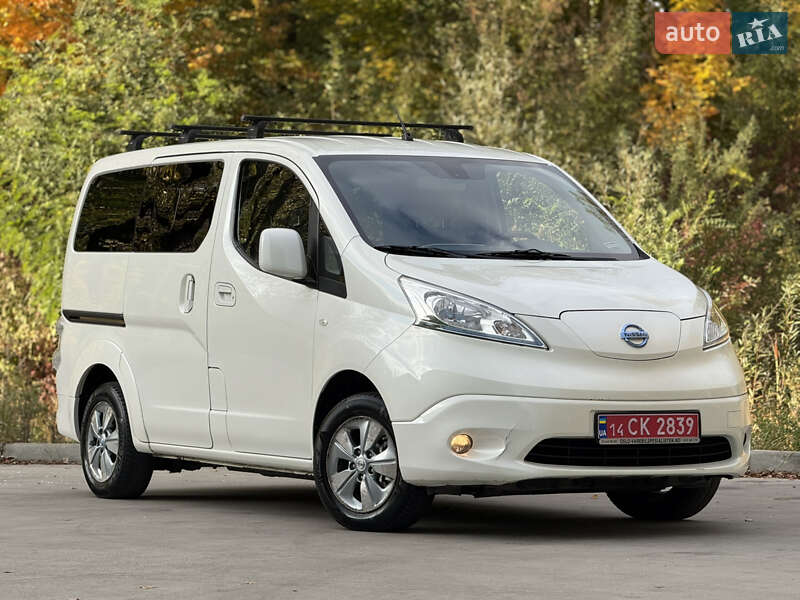 Мінівен Nissan e-NV200 2014 в Дрогобичі